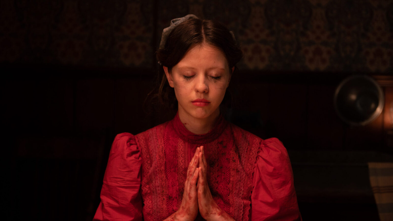 Mia Goth Pearl
