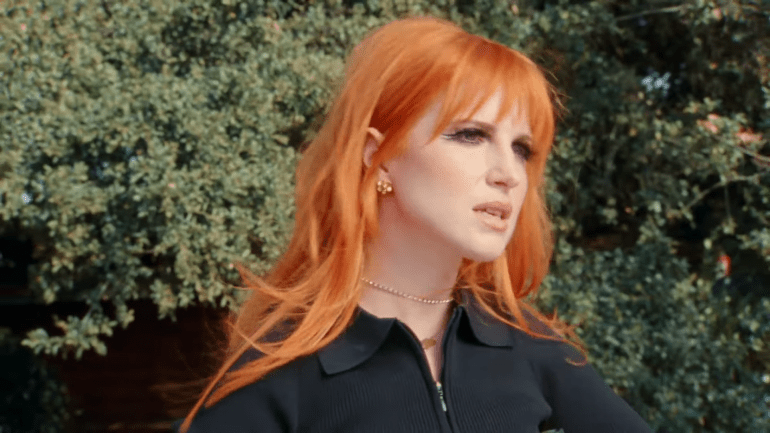 Paramore This Is Why OFFICIAL VIDEO 1 24 screenshot