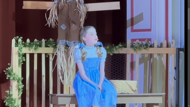 cate elefante instagram somewhere over the rainbow performance screenshot