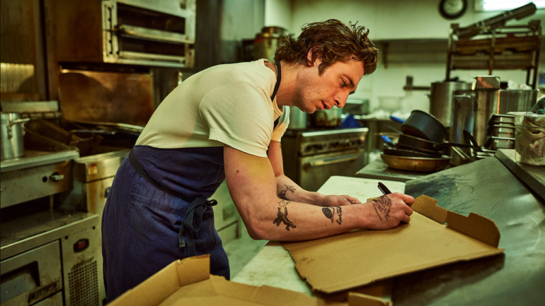 Jeremy Allen White the bear FX Hulu