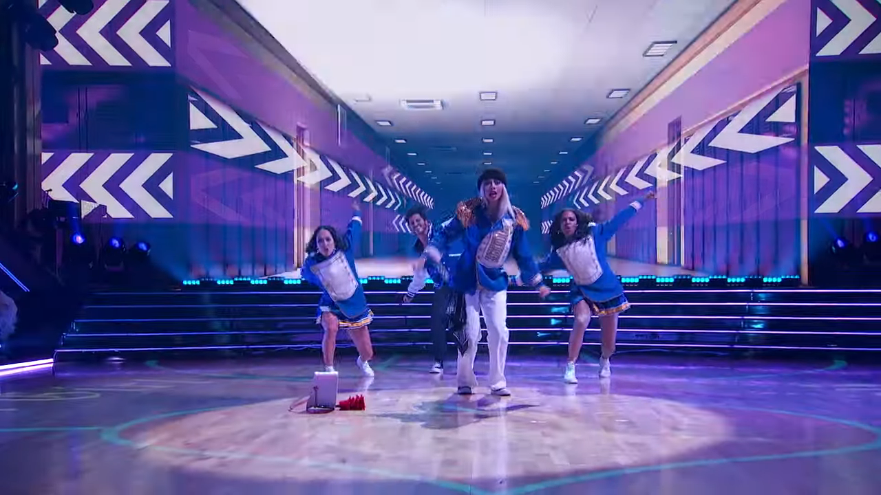 Xochitl Gomezs Music Video Night Jazz – Dancing with the Stars 1 2 screenshot