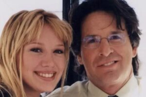 Hilary Duff and Robert Carradine on the set of Lizzie McGuire. (Photo courtesy of Hilary Duff/Instagram)