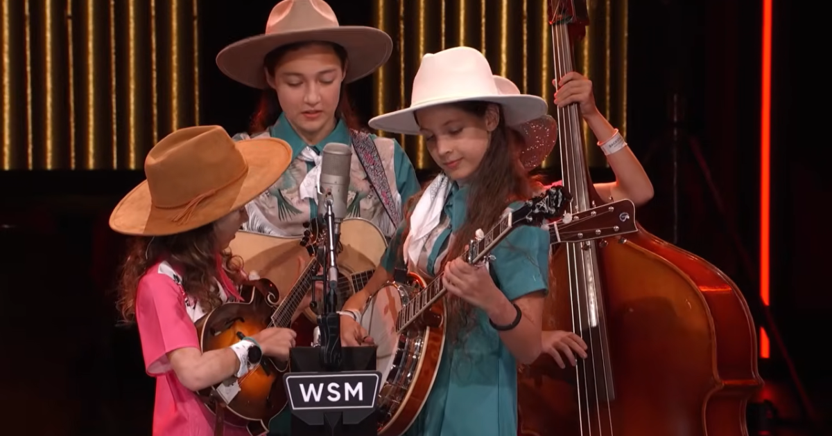 “In The Highways” Grand Ole Opry Performance The Alaskan Sunnyside Sisters 1 45 screenshot