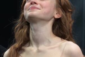 Sadie Sink Curtain Call, West End. Romeo and Juliet