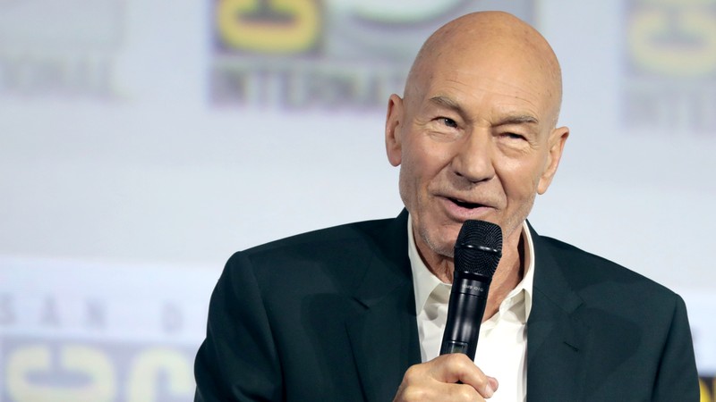 Patrick Stewart speaking at San Diego Comic-Con