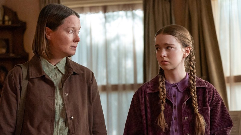 Summer H. Howell as Carrie White and Samantha Sloyan as Margaret White in Prime Video's Carrie